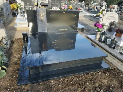 Zakład Kamieniarski Katarzyńska - nagrobki